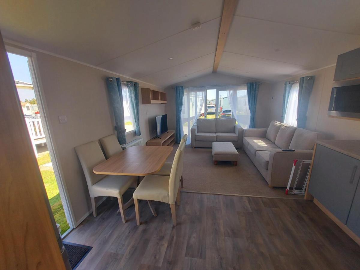 Sophie'S Caravan Camber Exterior photo